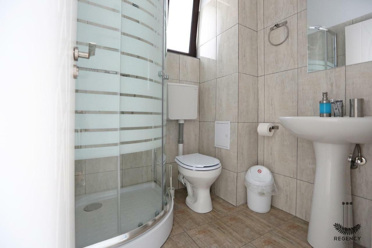 Regency Villa 데포리노드 외부 사진