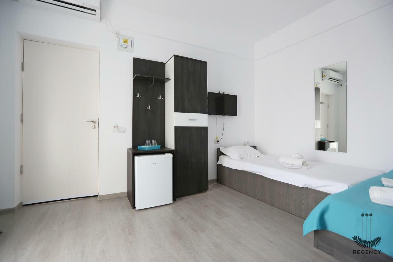 Regency Villa 데포리노드 외부 사진